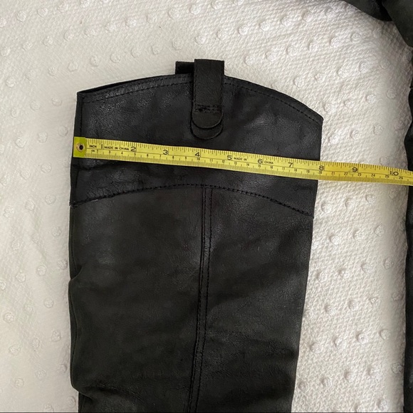 High heel black boots - Picture 4 of 6